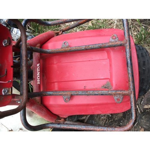 USED HONDA ACT 200 TRIKE FRONT RED GUARD - FENDER - PLASTIC