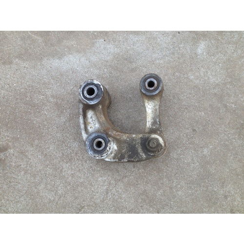 HONDA XR 400 WRECKING  1997 , REAR SUSPENSION LINKAGE ARM