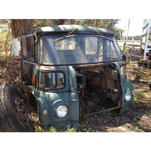 OLD LEYLAND TRAUCK PARTS - CABIN GLASS - MOTOR GEAR BOX ETC ETC 