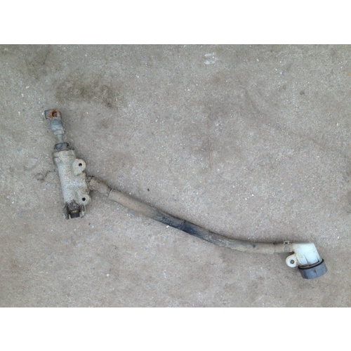 HONDA XR 400 WRECKING  1997 , REAR BRAKE MASTER CYLINDER AND RESIVOR