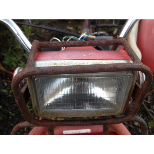USED HONDA ACT 200 TRIKE HEAD LIGHT 