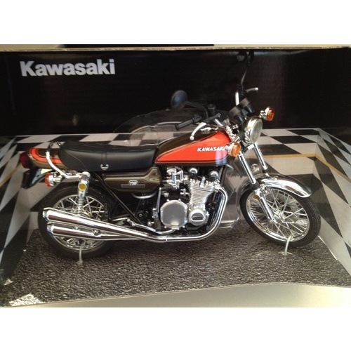 CLASSIC KAWASAKI Z 750 IN JAFFA BROWN / ORANGE MODEL 1 : 12 SCALE 