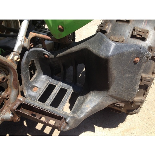 SUZUKI LTZ KAWASAKI KFX  400 LEFT HAND FOOT WELL PLASTIC 