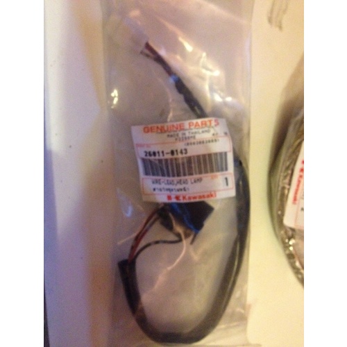 GENUINE KAWASAKI HEAD LIGHT LOOM - PLUG  KVF 650 BRUTE FORCE 26011-0143