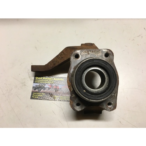 YAMAHA BIGBEAR BIG BEAR 350 400  RIGHT HAND FRONT STEERING KNUCKLE 
