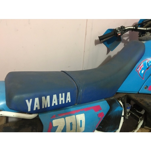 WRECKING YAMAHA DT 200 SEAT good condition