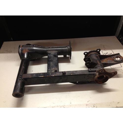 YAMAHA GRIZZLY 300 2012  REAR SWING ARM   TOW BAR           QUAD WRECKERS