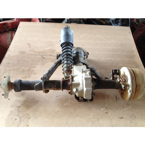 YAMAHA GRIZZLY 600 YFM 4x4 COMPLETE REAR END , DIFF AXLE SWING ARM BRAKES