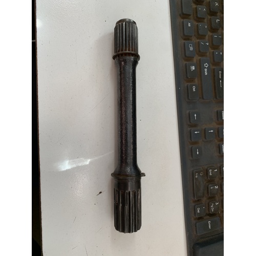 YAMAHA GRIZZLY 600 YFM 4x4 REAR TAIL SHAFT PROP ( DRIVE SHAFT )  1998  TAN COLOR 