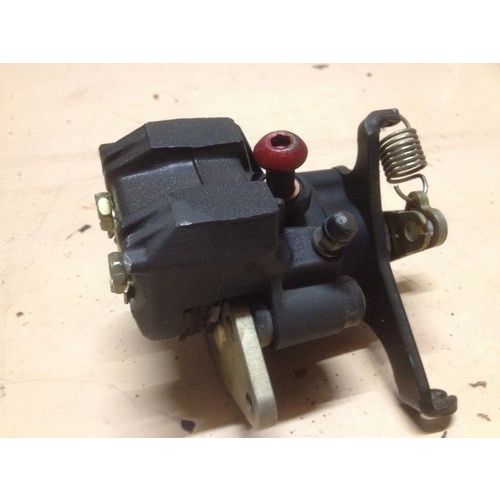 YAMAHA  YFZ 450 2004 REAR BRAKE CALLIPER - PARK BRAKE / PADS